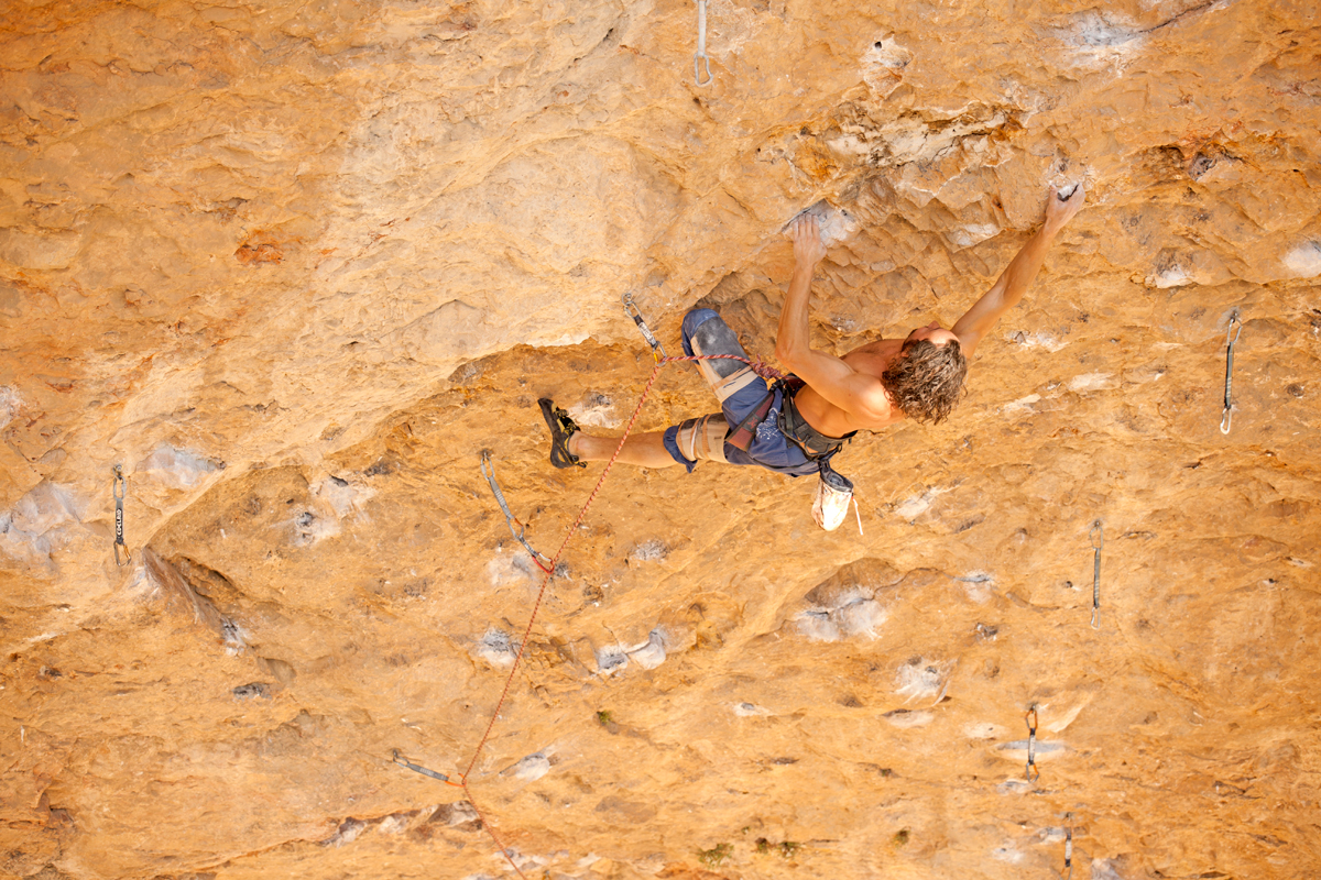 adventure-photography-climbing